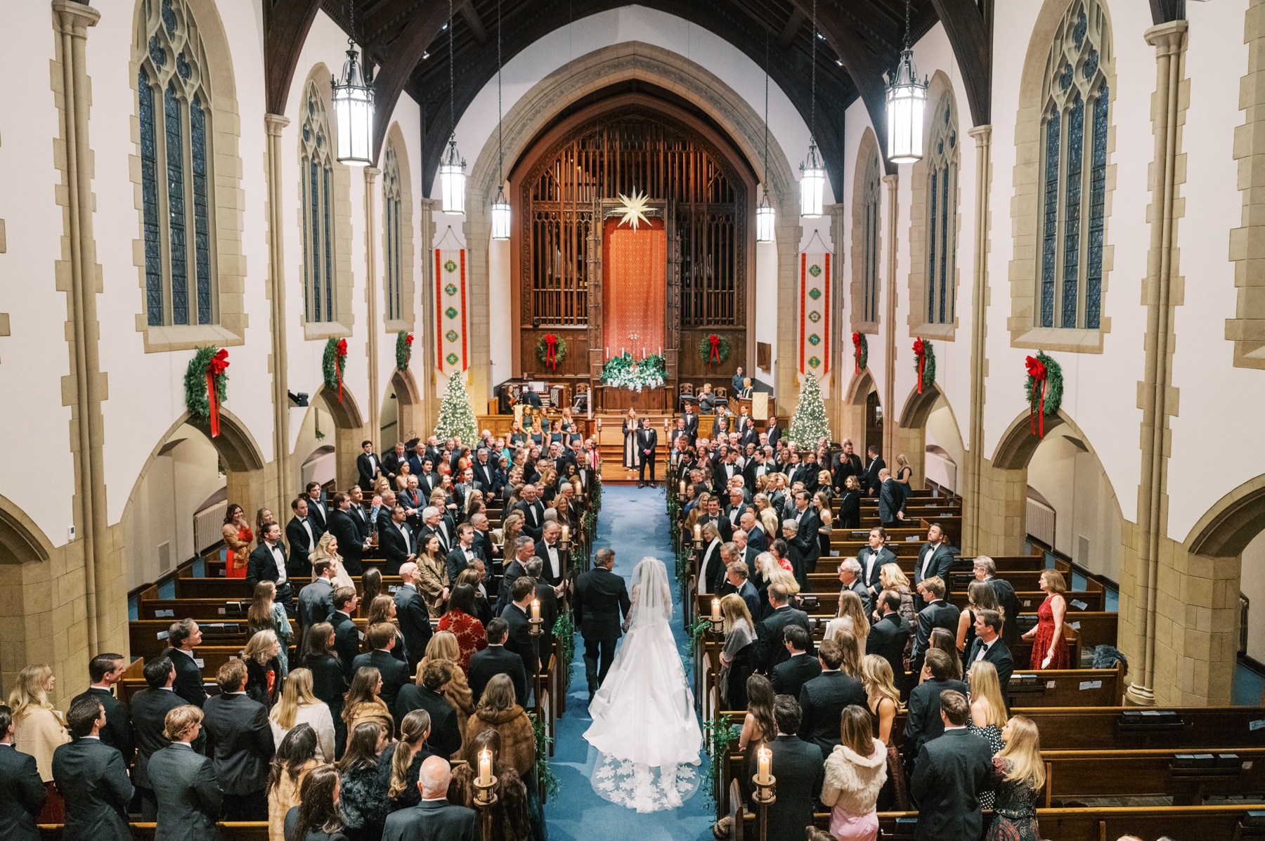 A Joyful Winter Wedding ceremony in Charlotte 