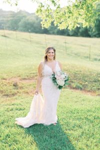 Fort Mill SC bridal portraits with bride and white bouquet